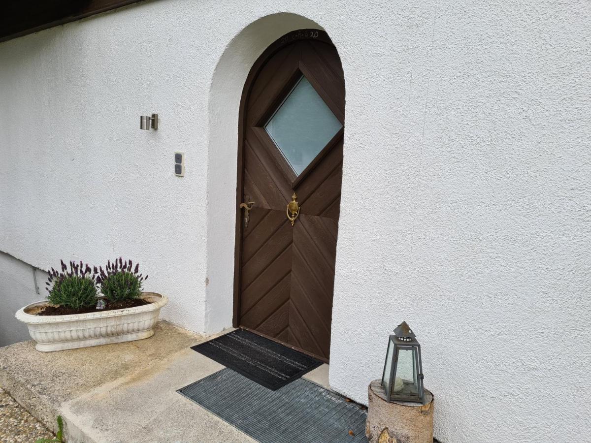 Apartmenthaus Larchenhof Ервалд Екстериор снимка