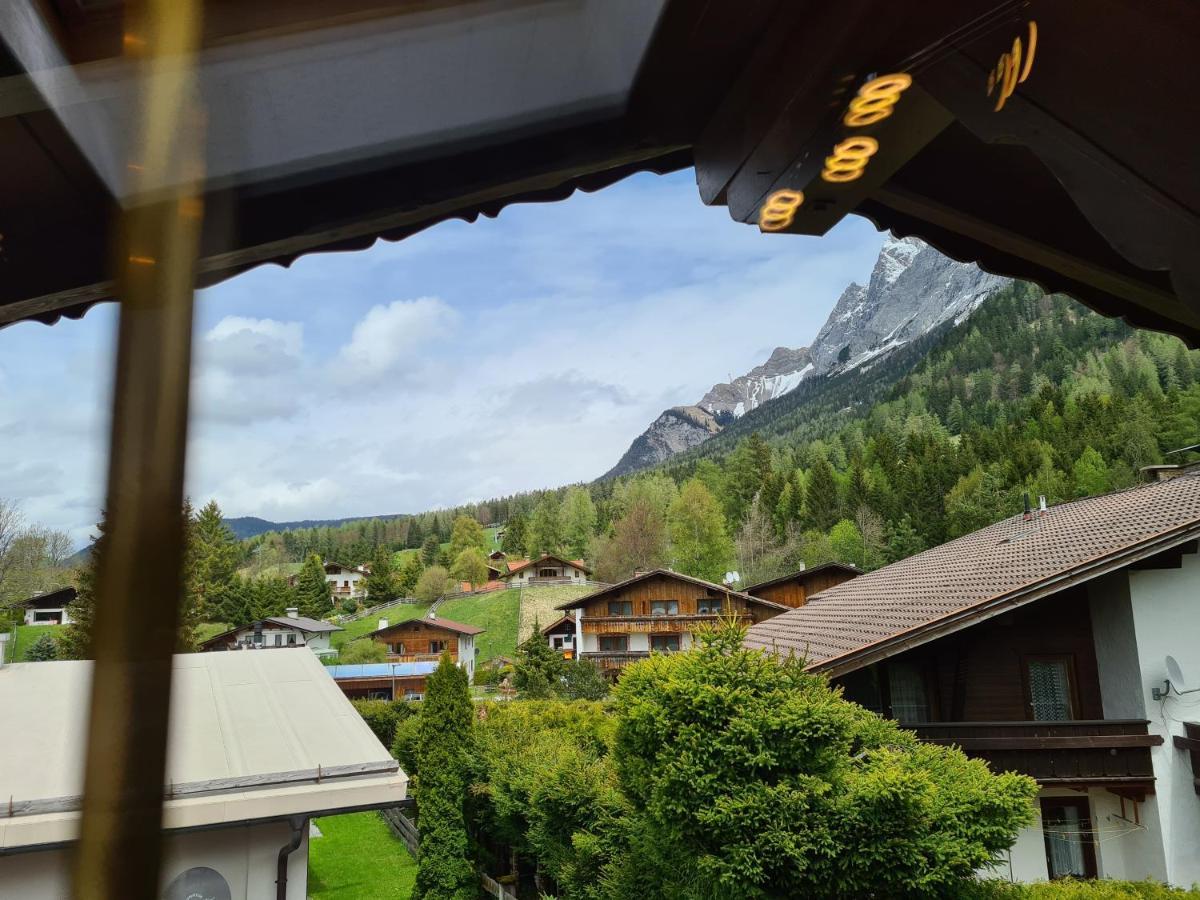 Apartmenthaus Larchenhof Ервалд Екстериор снимка