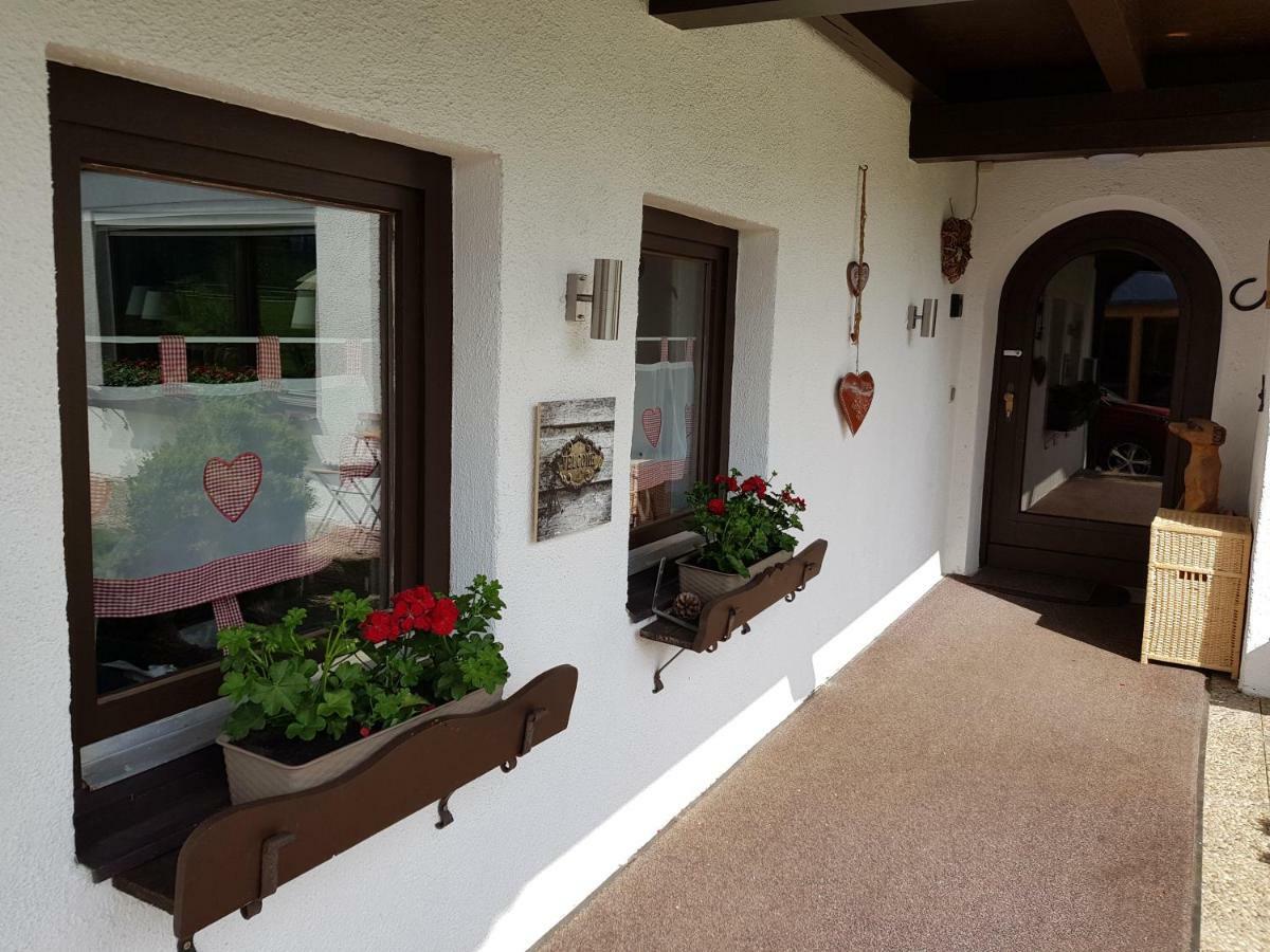 Apartmenthaus Larchenhof Ервалд Екстериор снимка